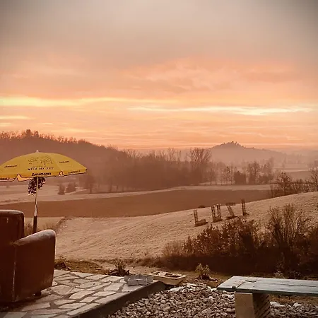 Con Vista Panoramica E Restaurant - Pet Friendly Nel Monferrato Bed & Breakfast Cortandone
