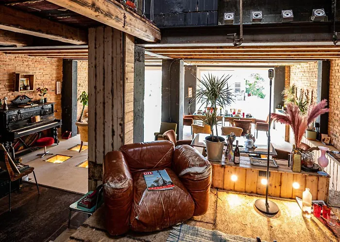 Con Vista Panoramica E Restaurant - Pet Friendly Nel Monferrato Oda ve Kahvaltı